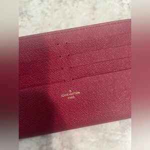 Louis Vuitton card holder / wallet